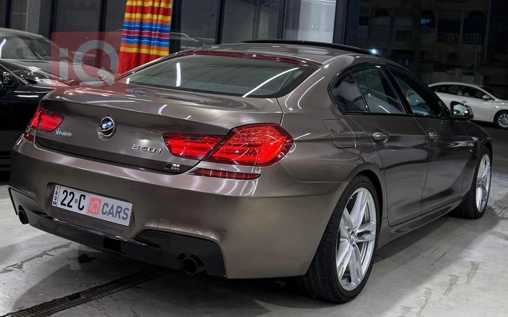 بي ام دبليو سيريس 6